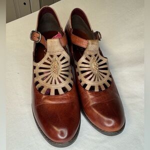 L’Artiste Sz 42 brown comfort heel boho
